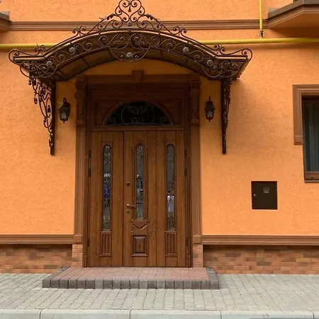 сонячна соната Guest house Polyana (Transcarpathia)