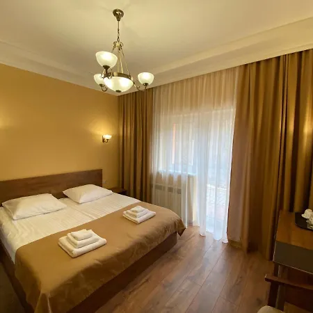 Guest house сонячна соната Polyana (Transcarpathia)