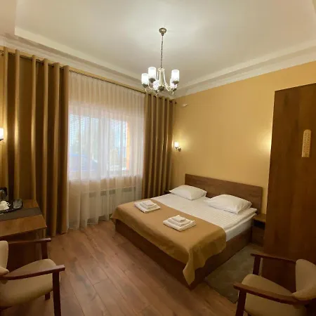 сонячна соната Polyana (Transcarpathia)